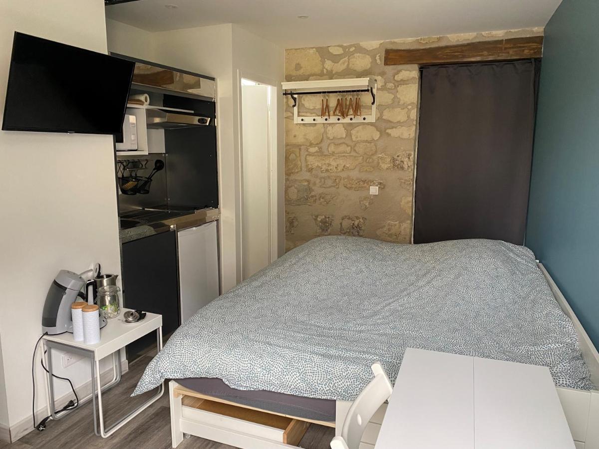 Studio Indre Climatise, La Halte De Cuze, Aux Abords De La Loire A Velo Huismes Экстерьер фото